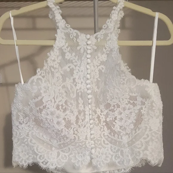 Wedding Dress - Picture 4 of 7